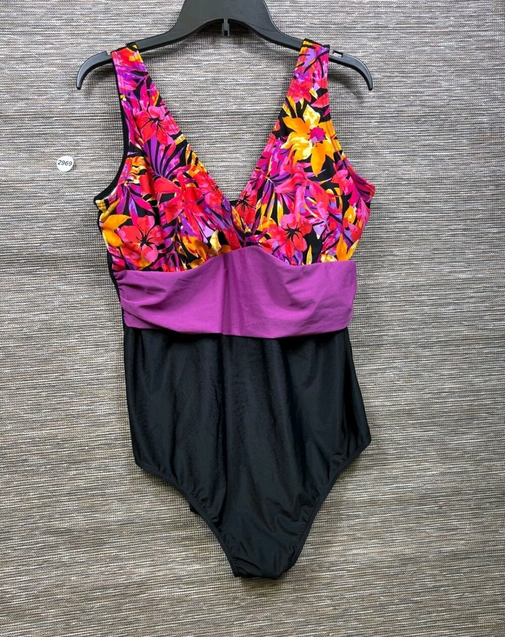 Tropical Escape Womens Floral Swimming Suit Bathing Size 20W Black Purple